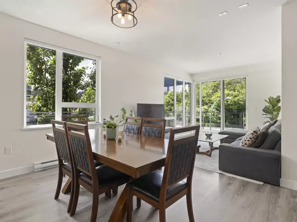 North Vancouver, BC V7J 1W1,1327 Draycott RD #303