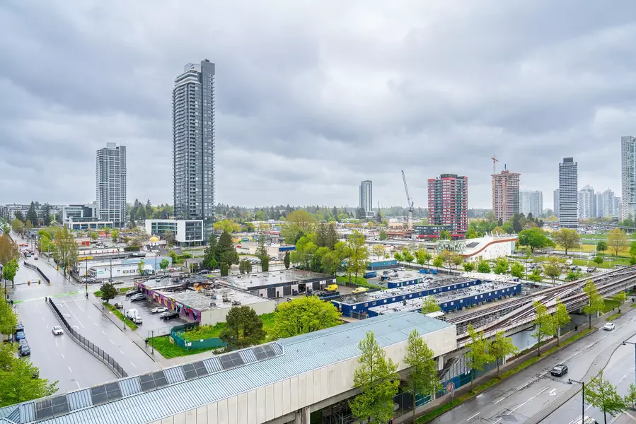 13383 108 AVE #1301, Surrey, BC V3T 5T6