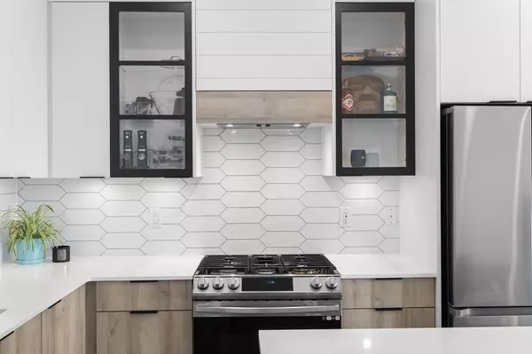 Langley, BC V2Y 3W7,20614 80 AVE #403