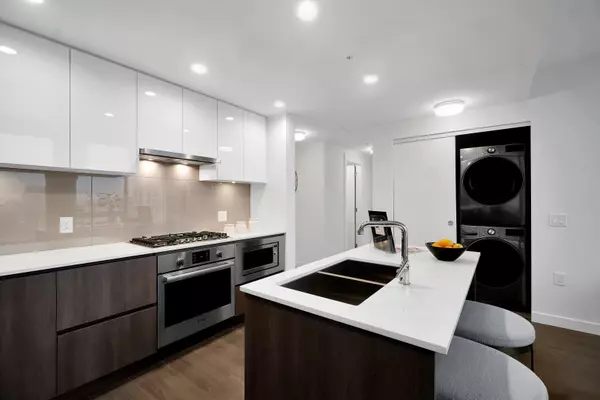 New Westminster, BC V3M 0N9,618 Carnarvon ST #1603