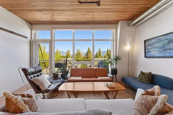 4223 Hastings ST #403, Burnaby, BC V2C 2J5