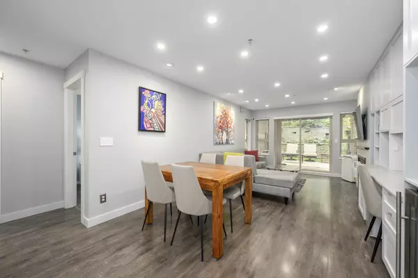 Burnaby, BC V5A 4Y5,9319 University CRES #210