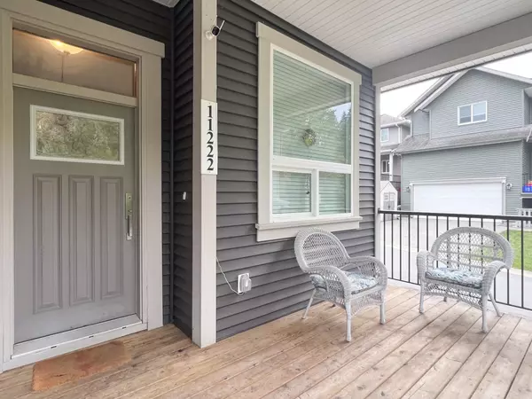Maple Ridge, BC V2W 1H5,11222 243b ST