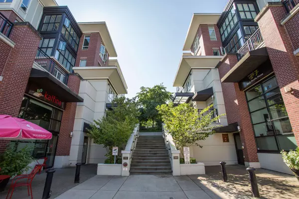 2950 King George BLVD #156, Surrey, BC V4P 0E5