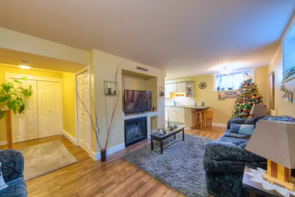 33591 1st AVE Mission, BC V2V 1H3