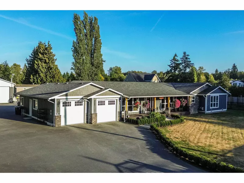 4586 240 ST, Langley, BC V2Z 2M7