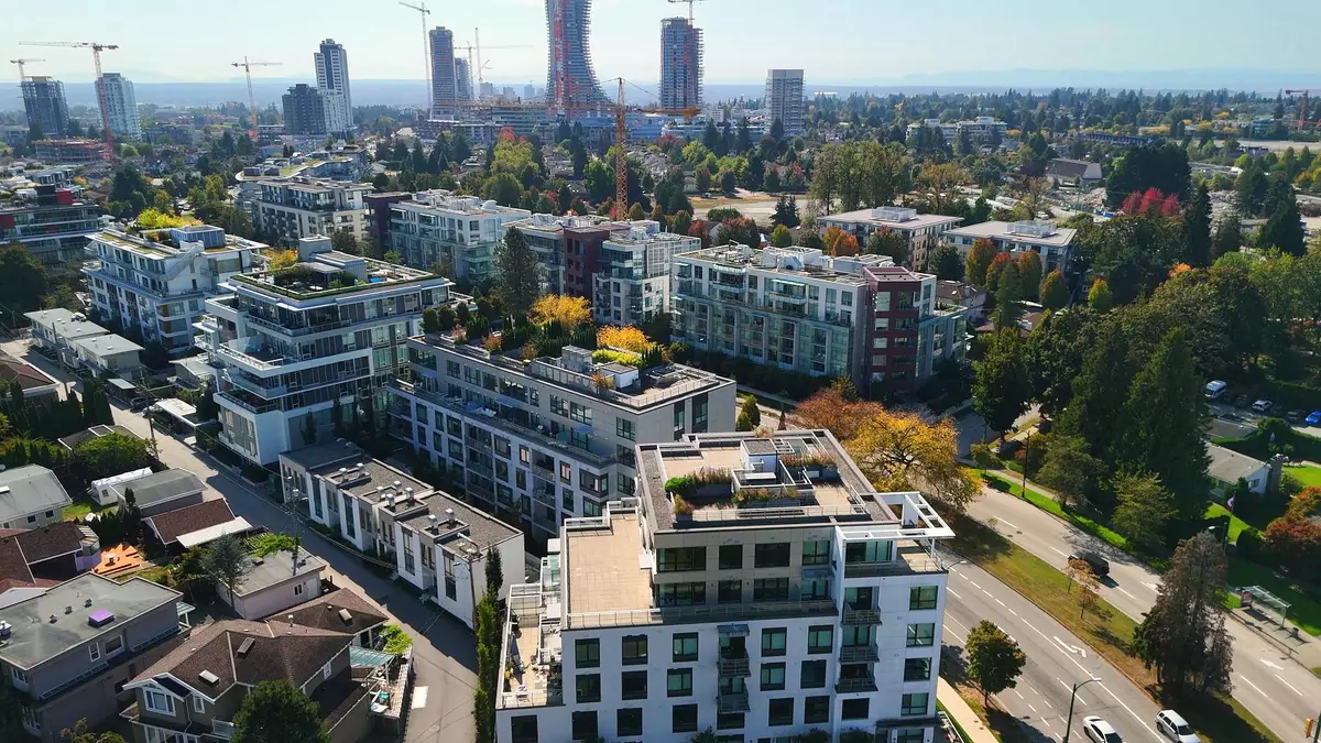 Vancouver, BC V5Z 0K1,4916 Cambie ST