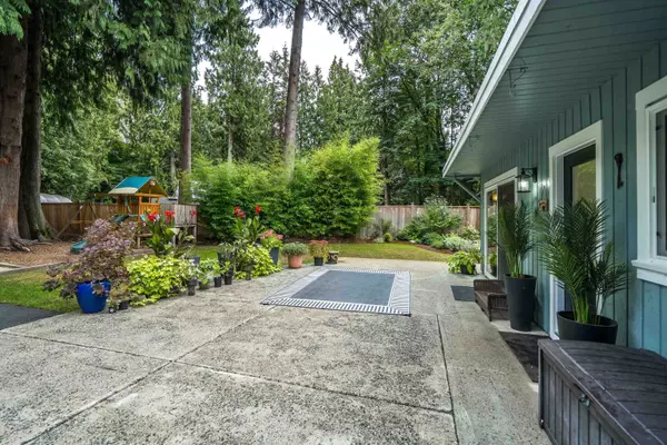 Maple Ridge, BC V4R 2S4,23830 130th AVE