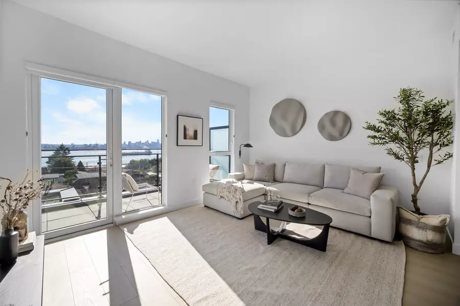 422 E 3rd ST #509, North Vancouver, BC V7L 0K1