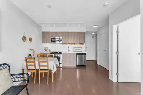 13308 Central AVE #2602 Surrey, BC V3T 0M4