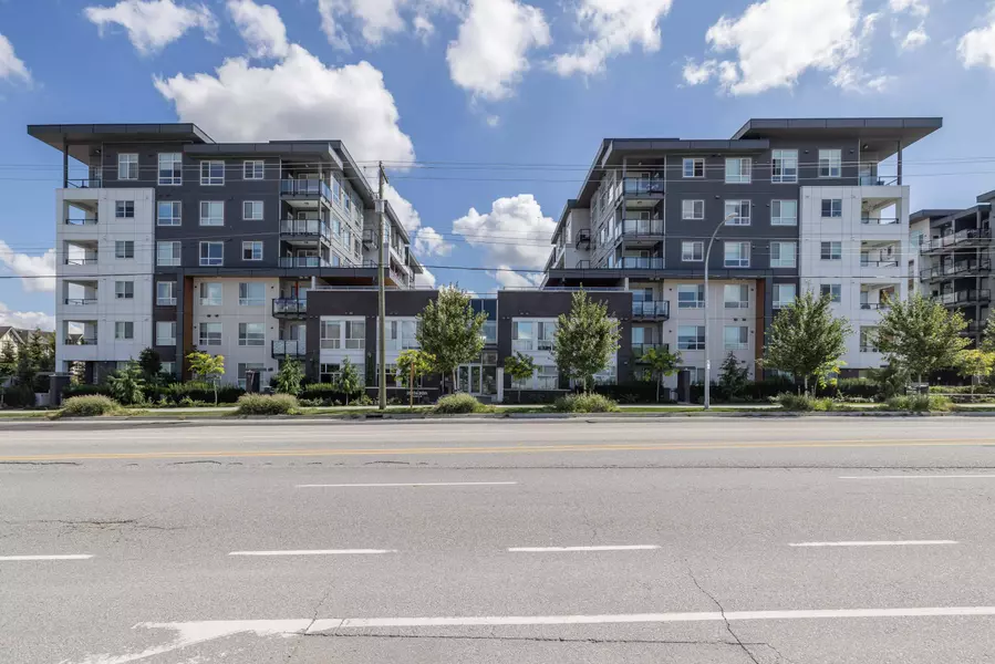 20834 80 AVE #B618, Langley, BC V2Y 3M6
