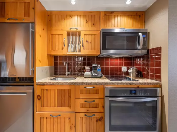 4090 Whistler WAY #660 Whistler, BC V8E 1J3