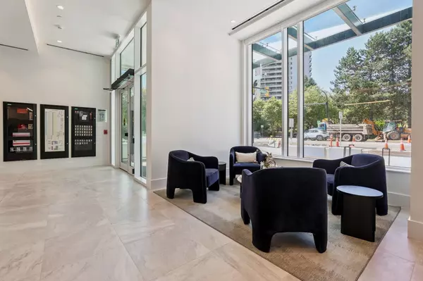 Burnaby, BC V5H 0L3,6468 Willingdon AVE #2001