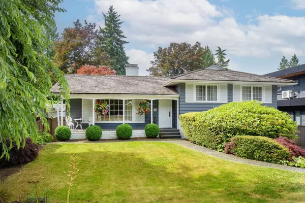 1057 Montroyal BLVD, North Vancouver, BC V7R 2H5