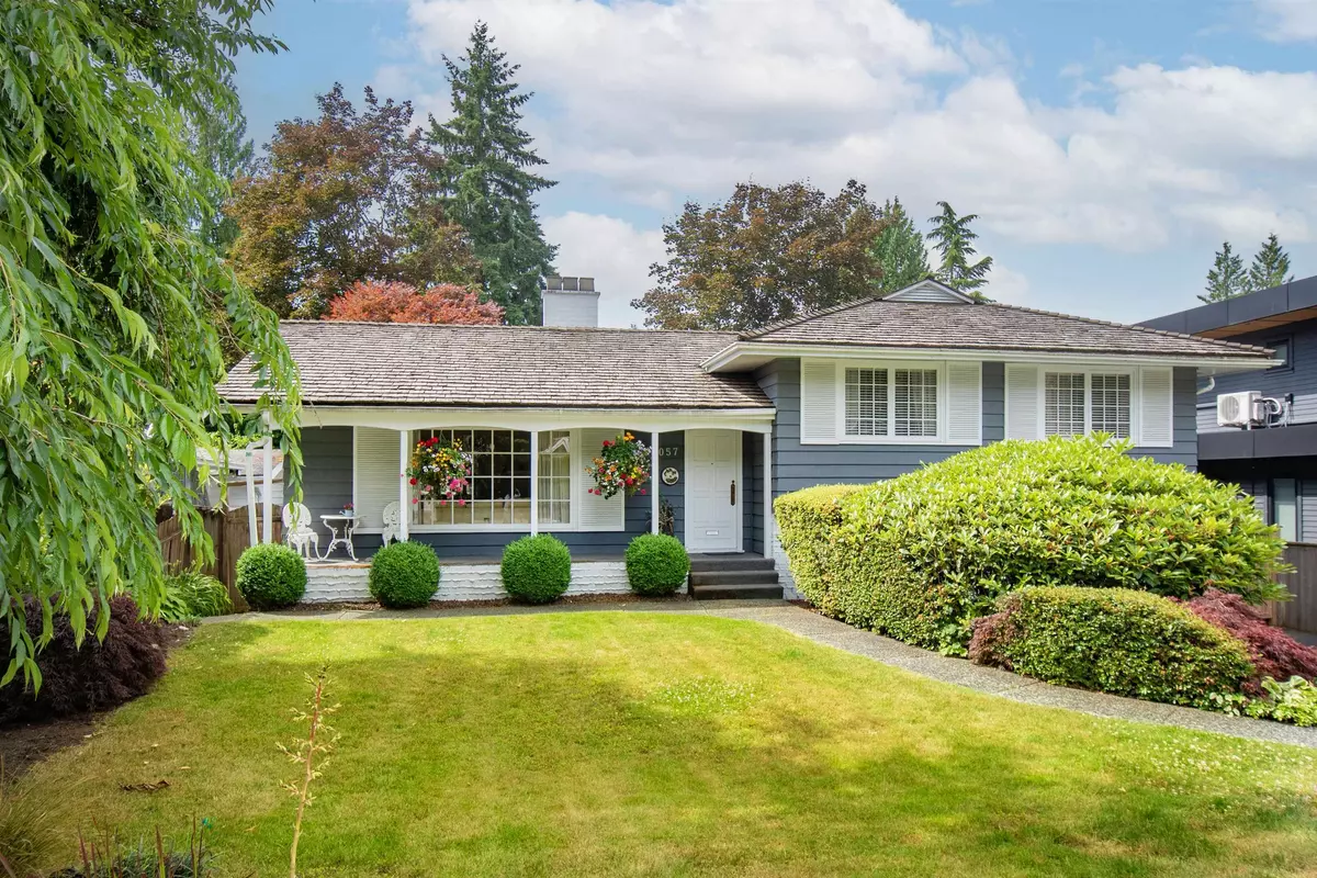 North Vancouver, BC V7R 2H5,1057 Montroyal BLVD