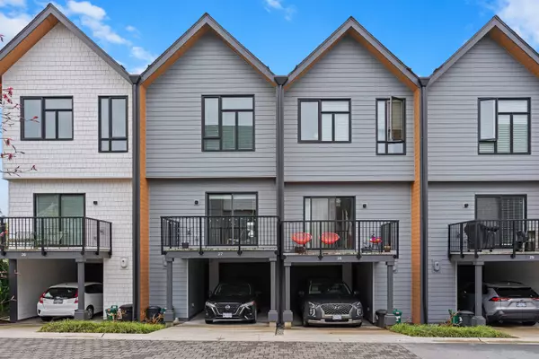 Surrey, BC V3Z 0Z4,16685 25 AVE #27