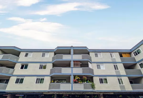 Richmond, BC V6X 3G2,8700 Ackroyd RD #313