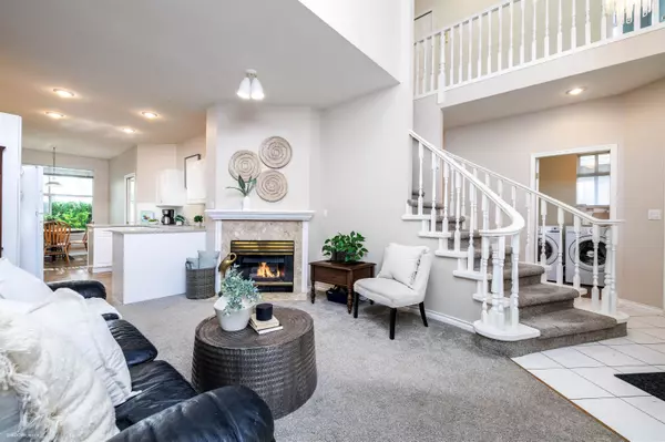 6211 W Boundary DR #13, Surrey, BC V3X 3G7