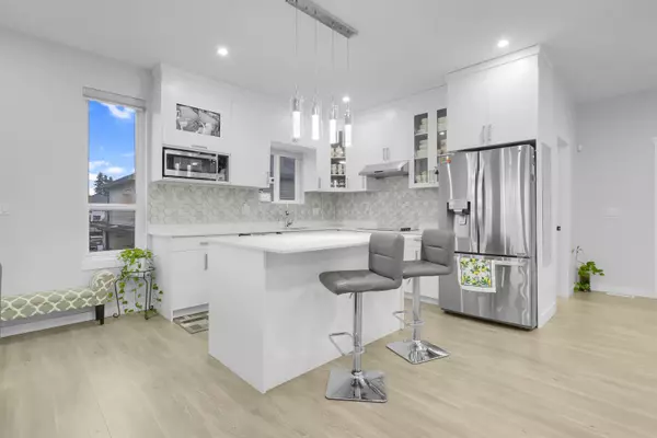 Surrey, BC V3W 0X7,8069 124 ST