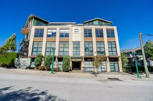 Burnaby, BC V5G 0B5,3255 Smith AVE #PH2