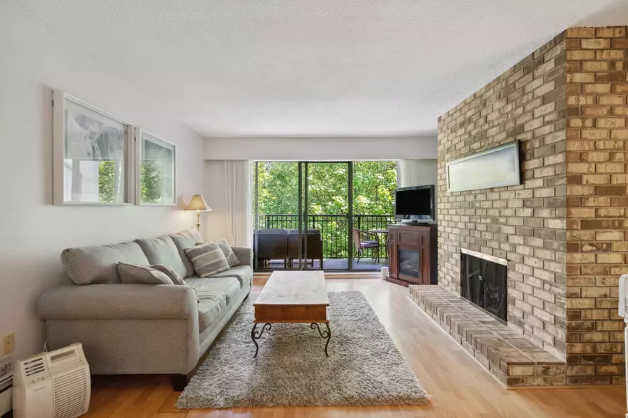 1385 Draycott RD #306, North Vancouver, BC V7J 3K9