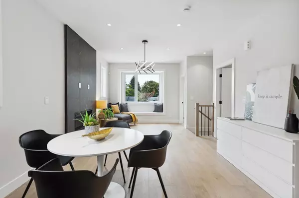 North Vancouver, BC V7P 1N2,1330 W 15th ST