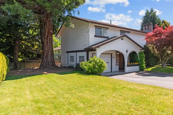 White Rock, BC V4B 4S5,1518 Parker PL