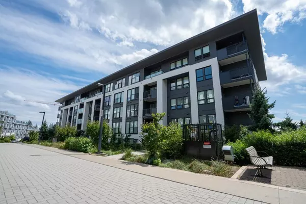 9228 Slopes Mews #1xx, Burnaby, BC V5A 0E9