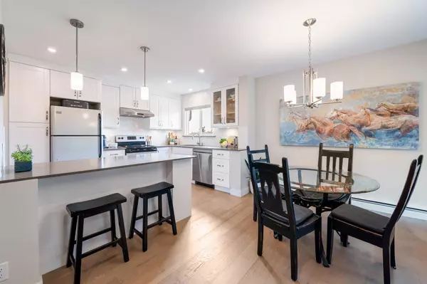 1390 Martin ST #305 White Rock, BC V4B 3W5