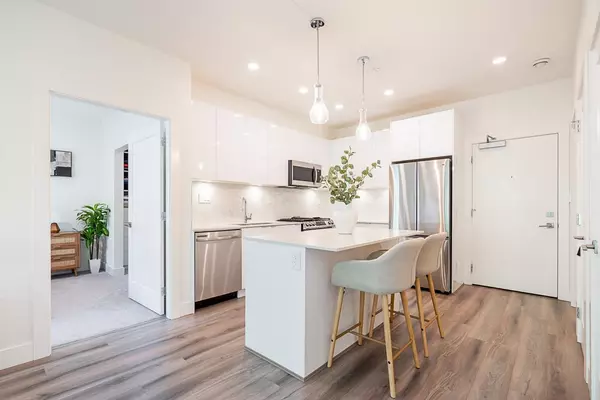 Langley, BC V2Y 2B7,8447 202 ST #B311