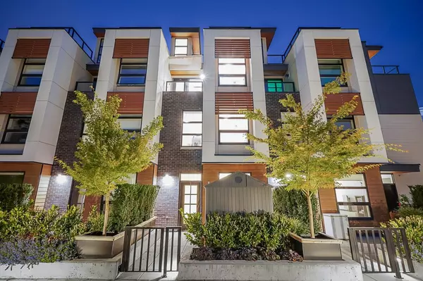 6085 Irmin ST #1204, Burnaby, BC V5J 0J7