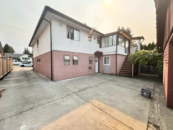 Burnaby, BC V5J 3V6,7295 Sussex AVE