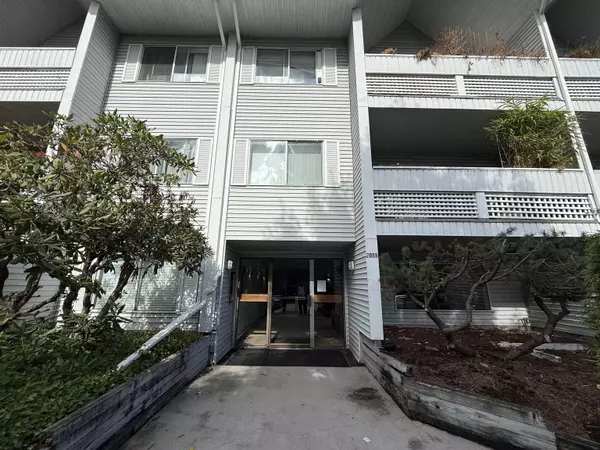 Port Coquitlam, BC V3B 1H4,2055 Suffolk AVE #108