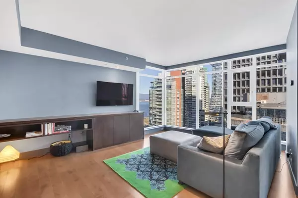 Vancouver, BC V6E 4T7,1205 W Hastings ST #2104