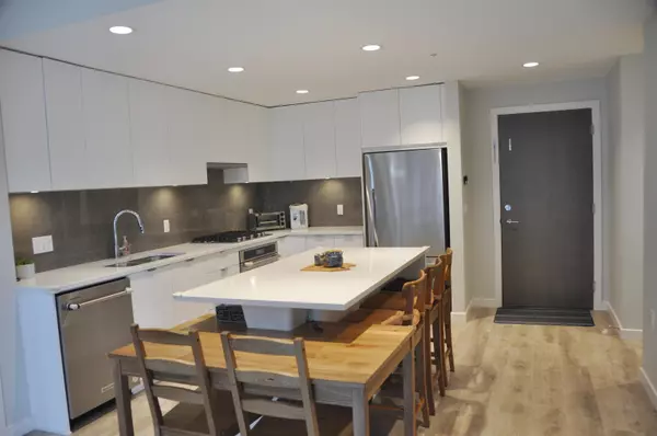 Coquitlam, BC V3J 0N4,615 Cottonwood AVE #408