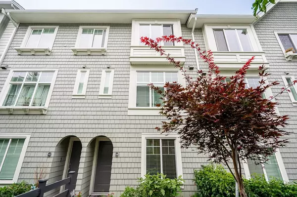 Surrey, BC V3W 2Z6,8168 136a ST #140