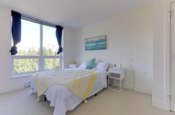 Coquitlam, BC V3B 0L8,3007 Glen Drive #903