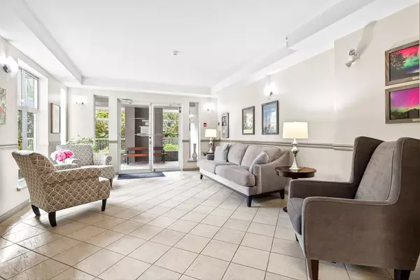 Maple Ridge, BC V2X 2L9,11609 227 ST #304