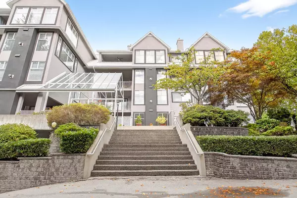 11609 227 ST #304, Maple Ridge, BC V2X 2L9