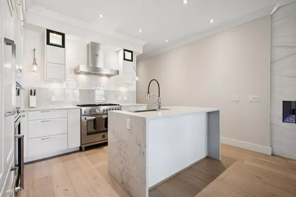 23189 Francis AVE #206, Langley, BC V1M 0G4