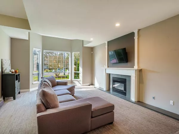 Langley, BC V3A 5A9,20977 44 AVE