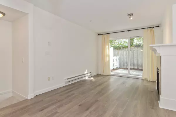 Langley, BC V1M 3W4,8890 Walnut Grove DR #22