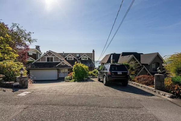 West Vancouver, BC V7V 2R2,2316 Nelson AVE