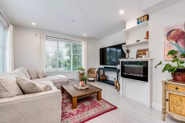Langley, BC V2Y 0V9,21150 76a AVE #36