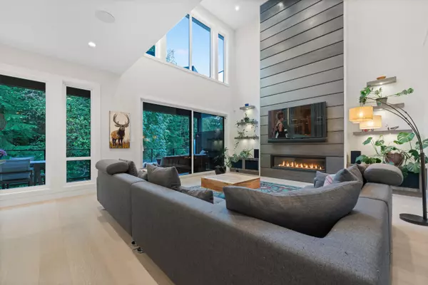 Squamish, BC V8B 0S6,3404 Mamquam RD