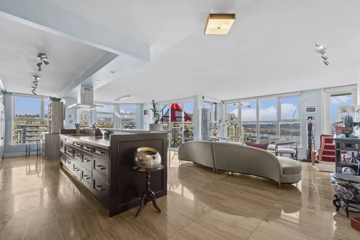 New Westminster, BC V3M 6E2,1250 Quayside DR #1901