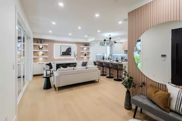 Vancouver, BC V5K 2E3,3576 E Pender ST #1