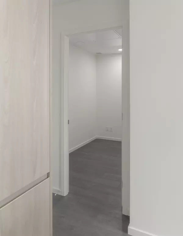 Richmond, BC V6Y 0N3,6600 Minoru BLVD #453