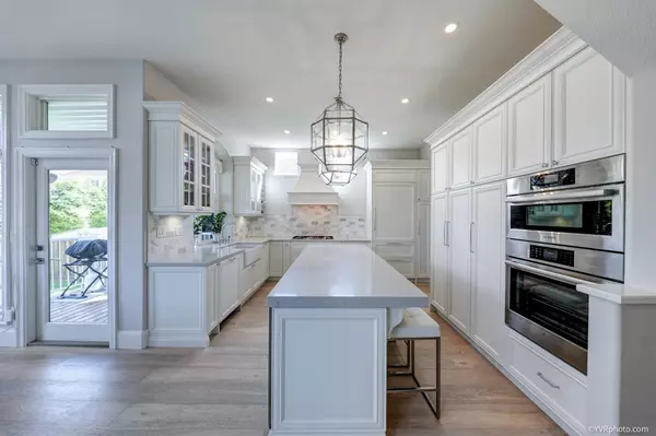 Surrey, BC V4N 5B8,10820 164 ST