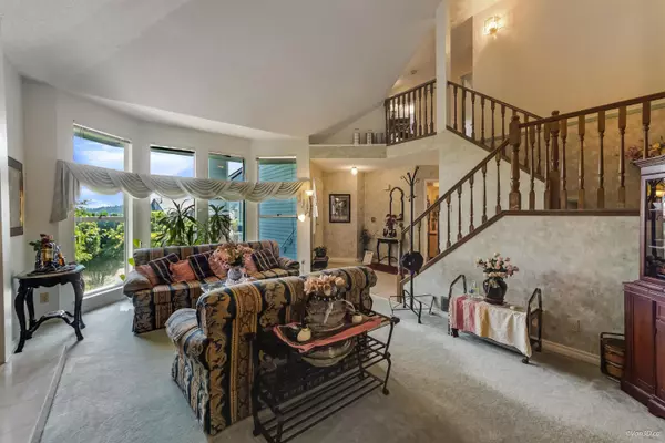 Coquitlam, BC V3B 6R3,1207 Durant DR